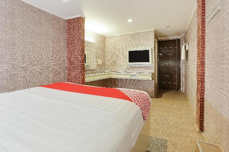 Hotel Oyo 191 Paradise Apartelle Manila Exterior foto